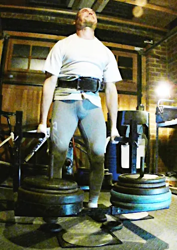 372 kg